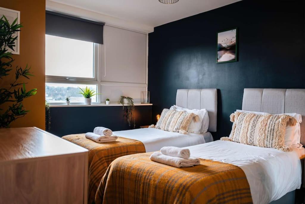 Central Maidstone Contractor Flat Bagian luar foto